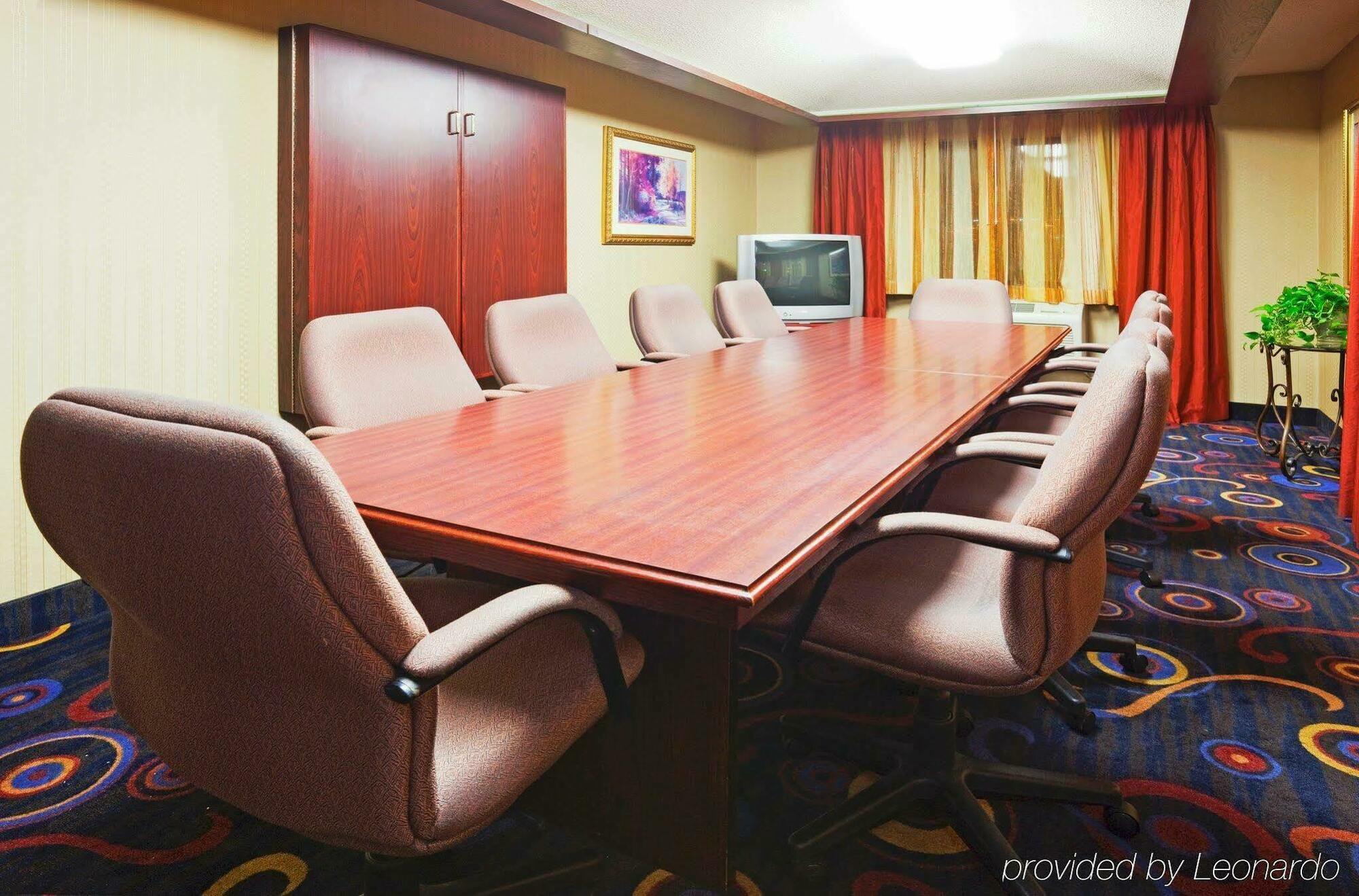 Holiday Inn Express Hotel & Suites Minneapolis-Golden Valley By Ihg Saint Louis Park Fasiliteter bilde